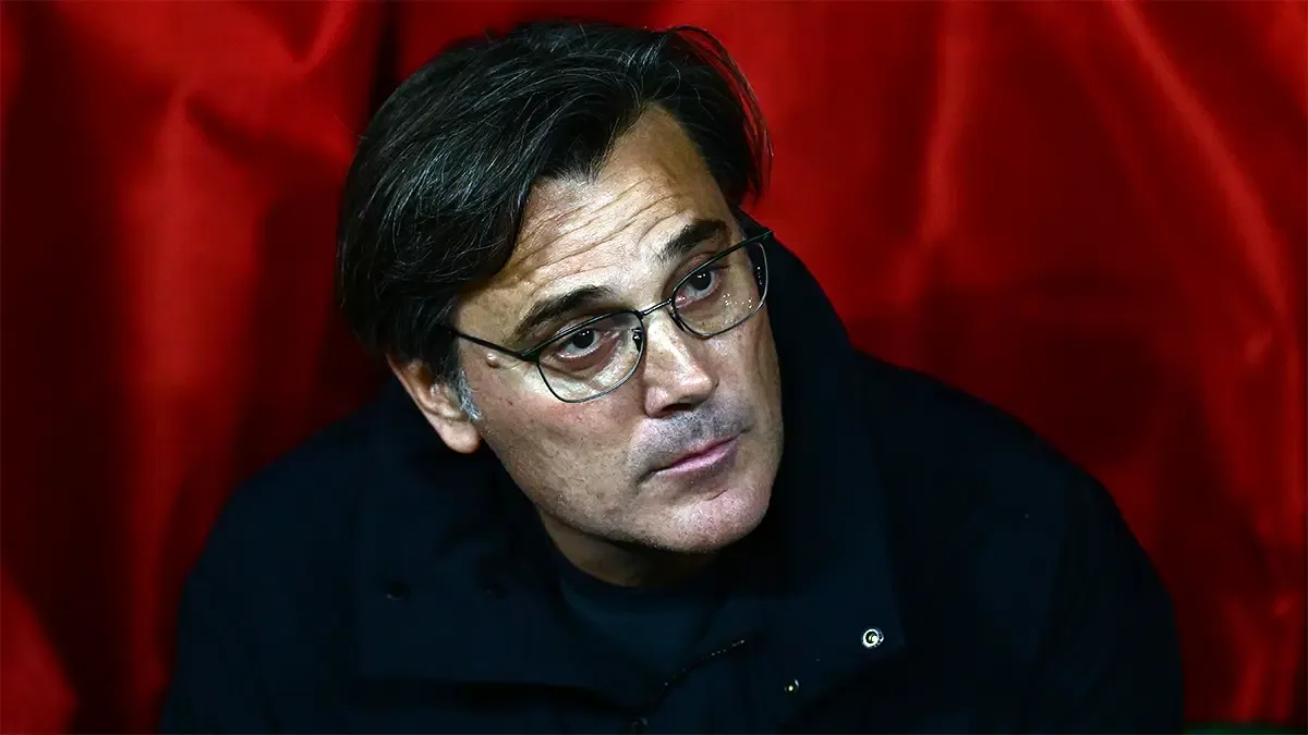 Montella: Eleştiriler futbolcularımıza değil, bana yapılabilir