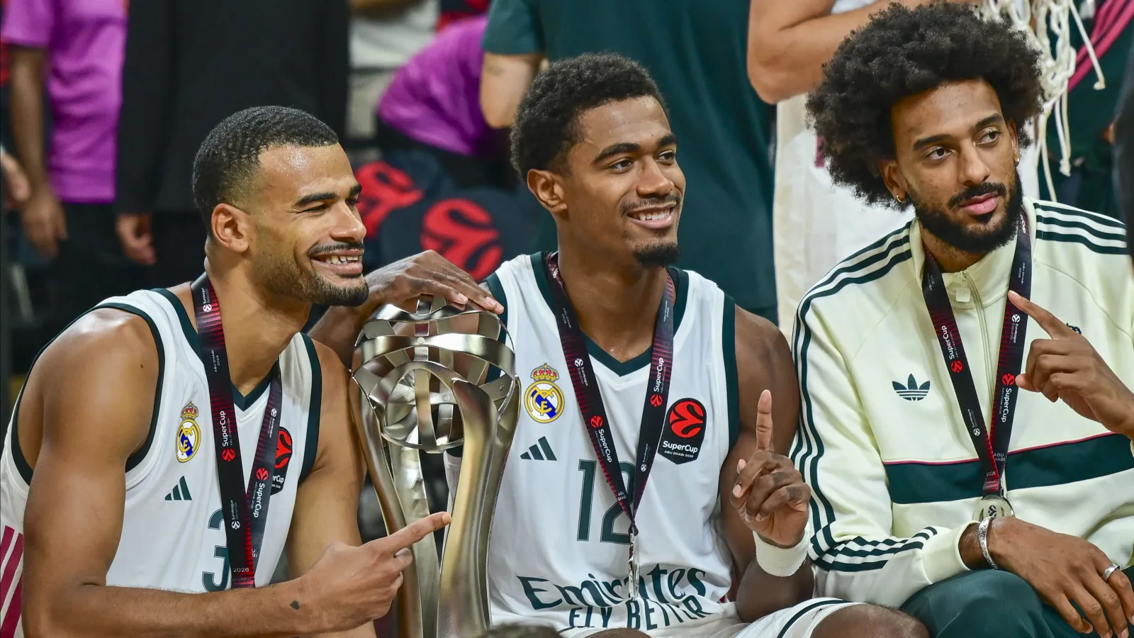 Real Madrid, Avrupa Ligi Süper Kupa’nın ilk şampiyonu oldu