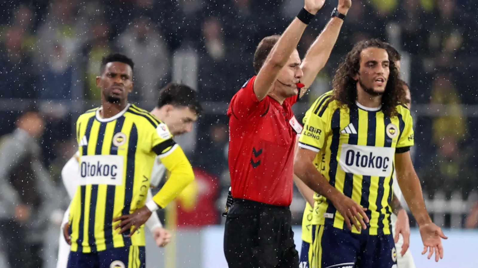 TFF, Fenerbahçe-Alanyaspor maçındaki iptal edilen golün VAR kayıtlarını yayımladı