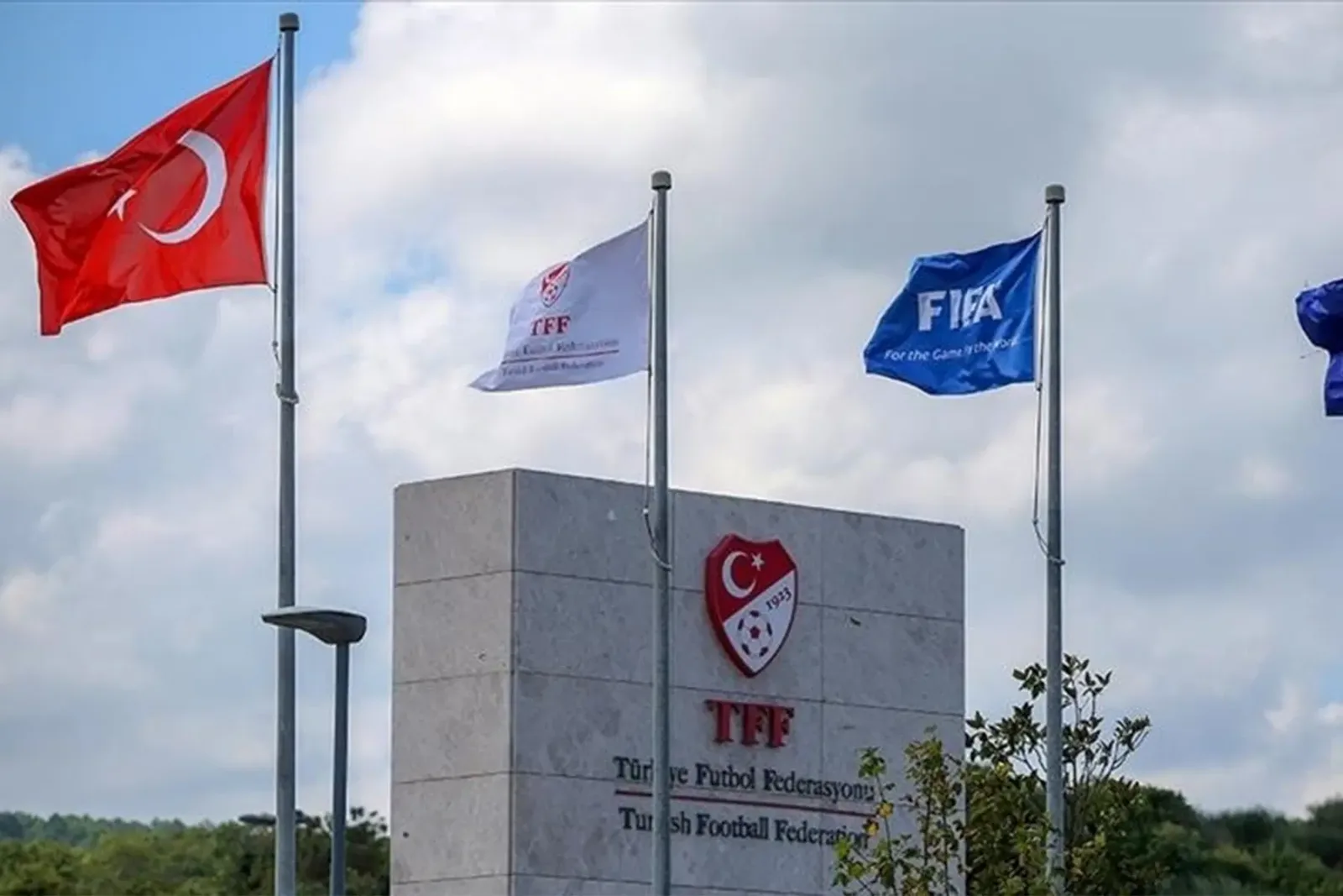 TFF, bahis oynadığı tespit edilen 448 kulüp yöneticisini PFDK’ya sevk etti