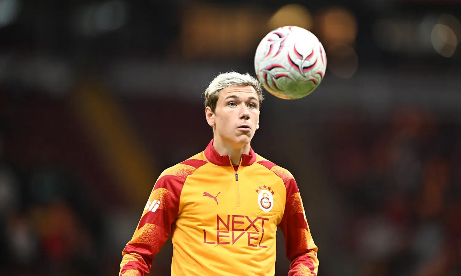 Valeriy Karpin: Batrakov’un Galatasaray’da kendine yer bulmasını umuyoruz