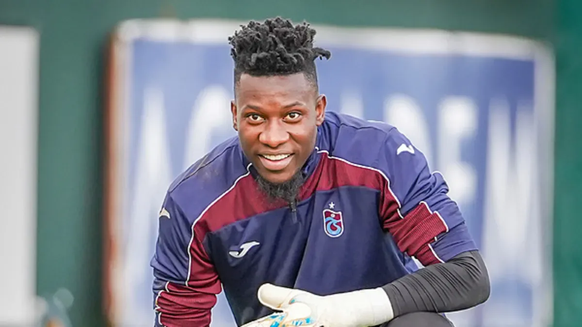 Trabzonspor, Andre Onana’nın bonservisi için Manchester United’la görüşüyor