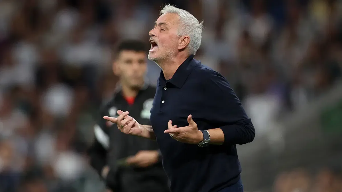 Real Madrid Teknik Direktörü Mourinho, Villarreal maçı sonrası basın toplantısına katılmadı