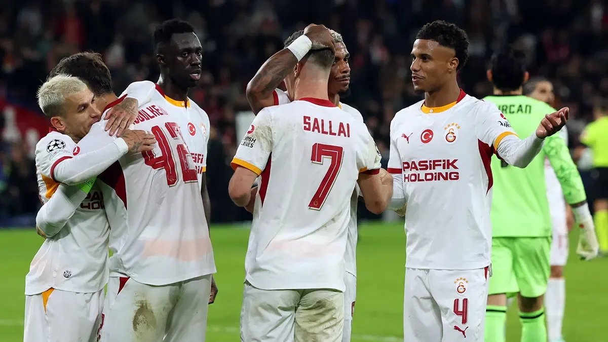 Galatasaray'da 2 futbolcu hariç tüm takımı övdü: "Şaşkınlıkla izliyoruz" | Spor yazarları ne dedi?