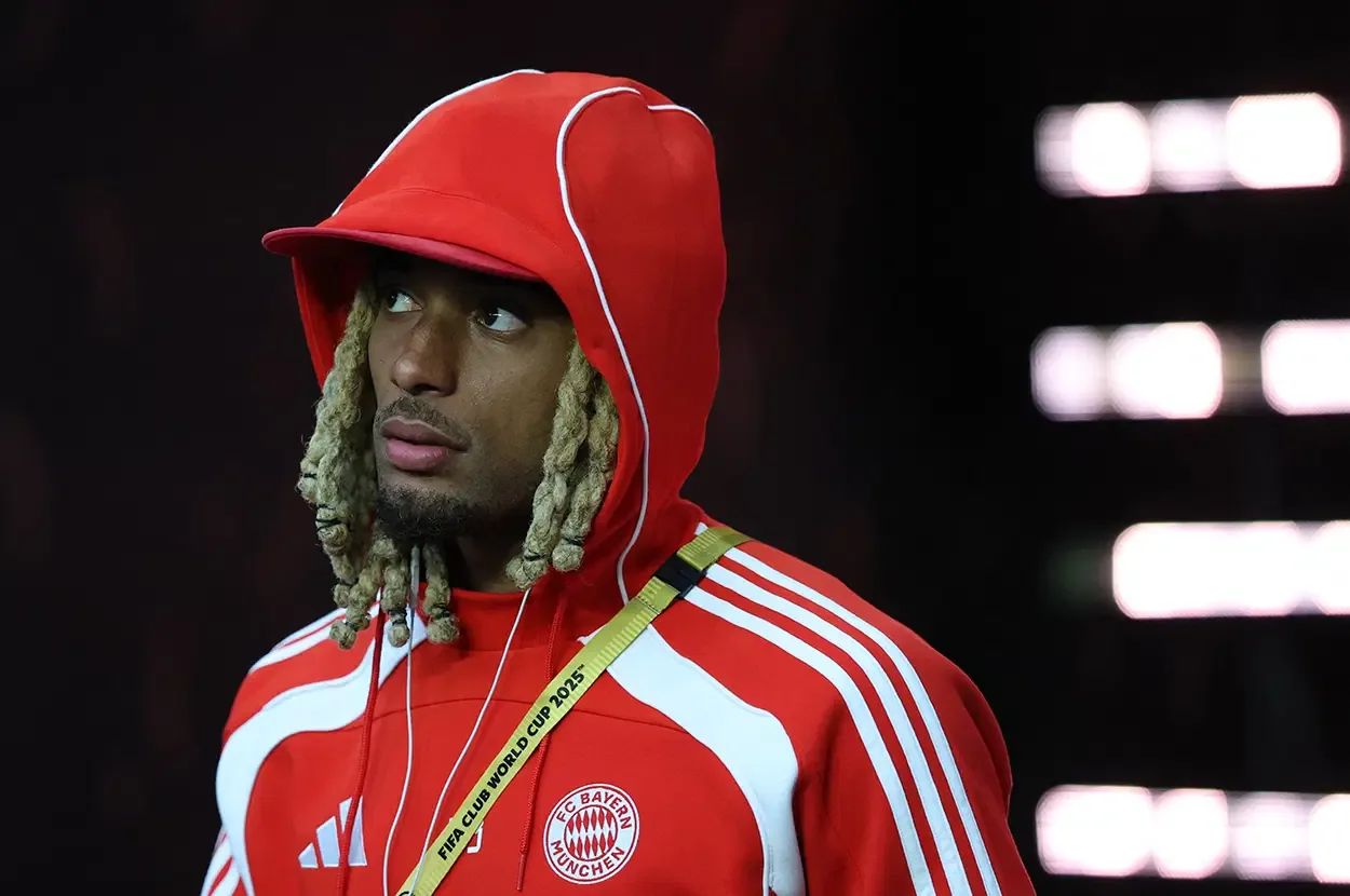 Sacha Boey, Bayern Münih formasıyla bu sezon ilk kez oynadı; kulübün planı değişmedi