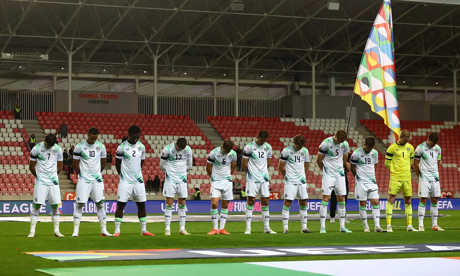 İrlanda Cumhuriyeti, İsrail’i 3-0 yendi; futbolcular protesto eylemi yaptı