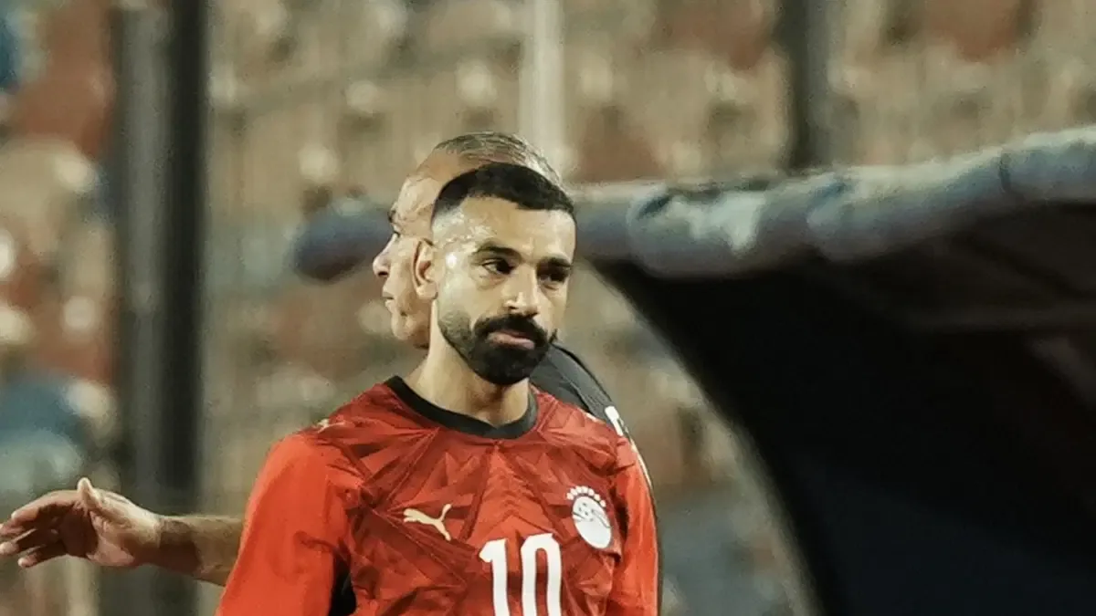 Hossam Hassan açıkladı: Mohamed Salah sakatlığı nedeniyle değil, taktiksel kararla oyundan çıktı