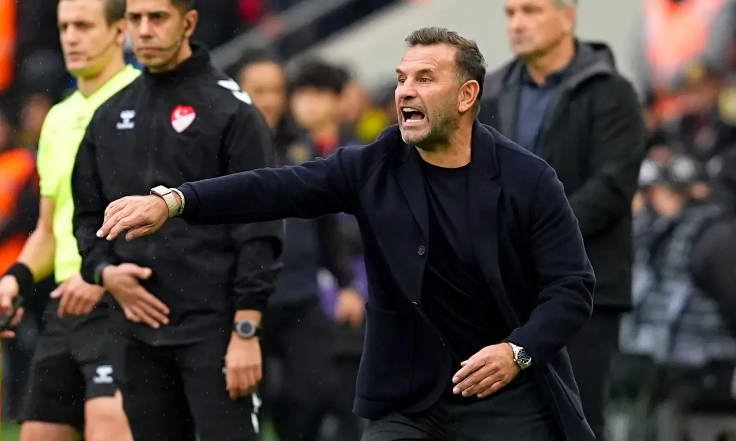Okan Buruk, Galatasaray-Gençlerbirliği maçının ardından TFF'yi saha denetimi için eleştirdi