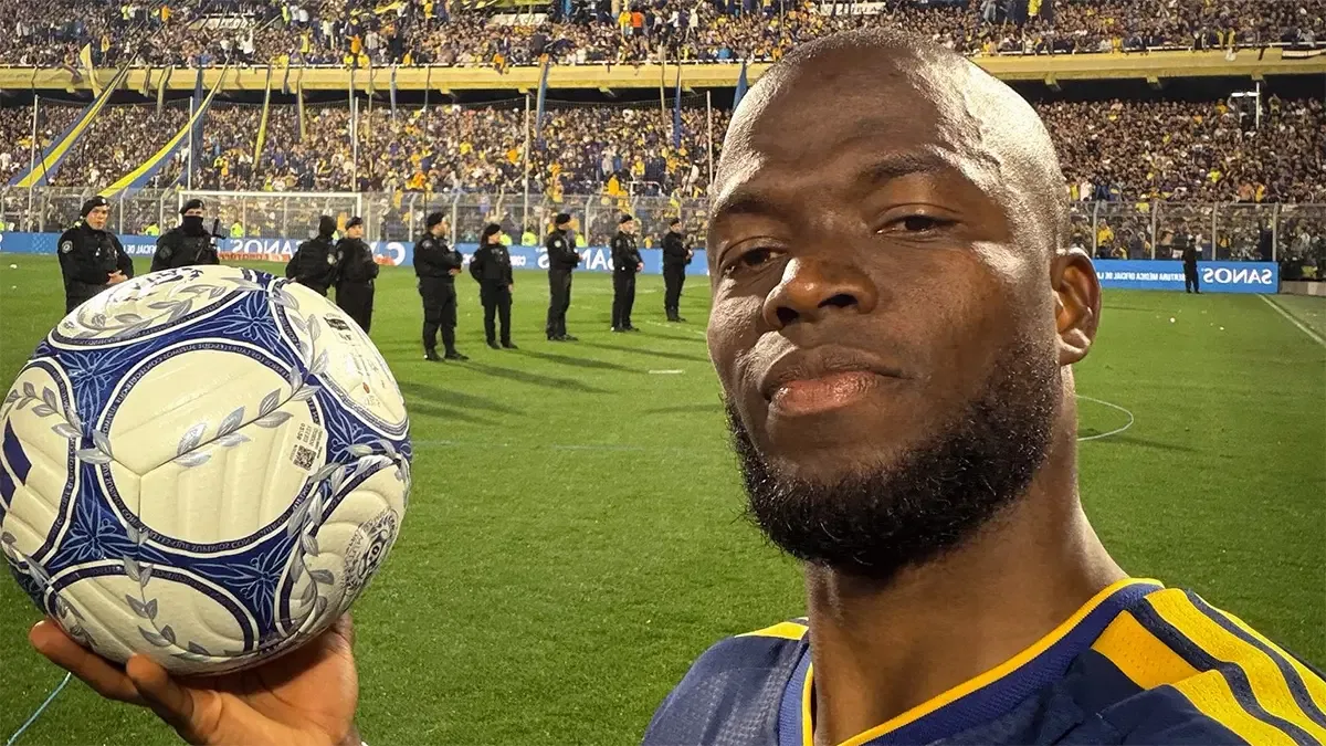 Enner Valencia, Racing Club karşısında üç kafa golüyle Boca Juniors’ı yarı finale taşıdı