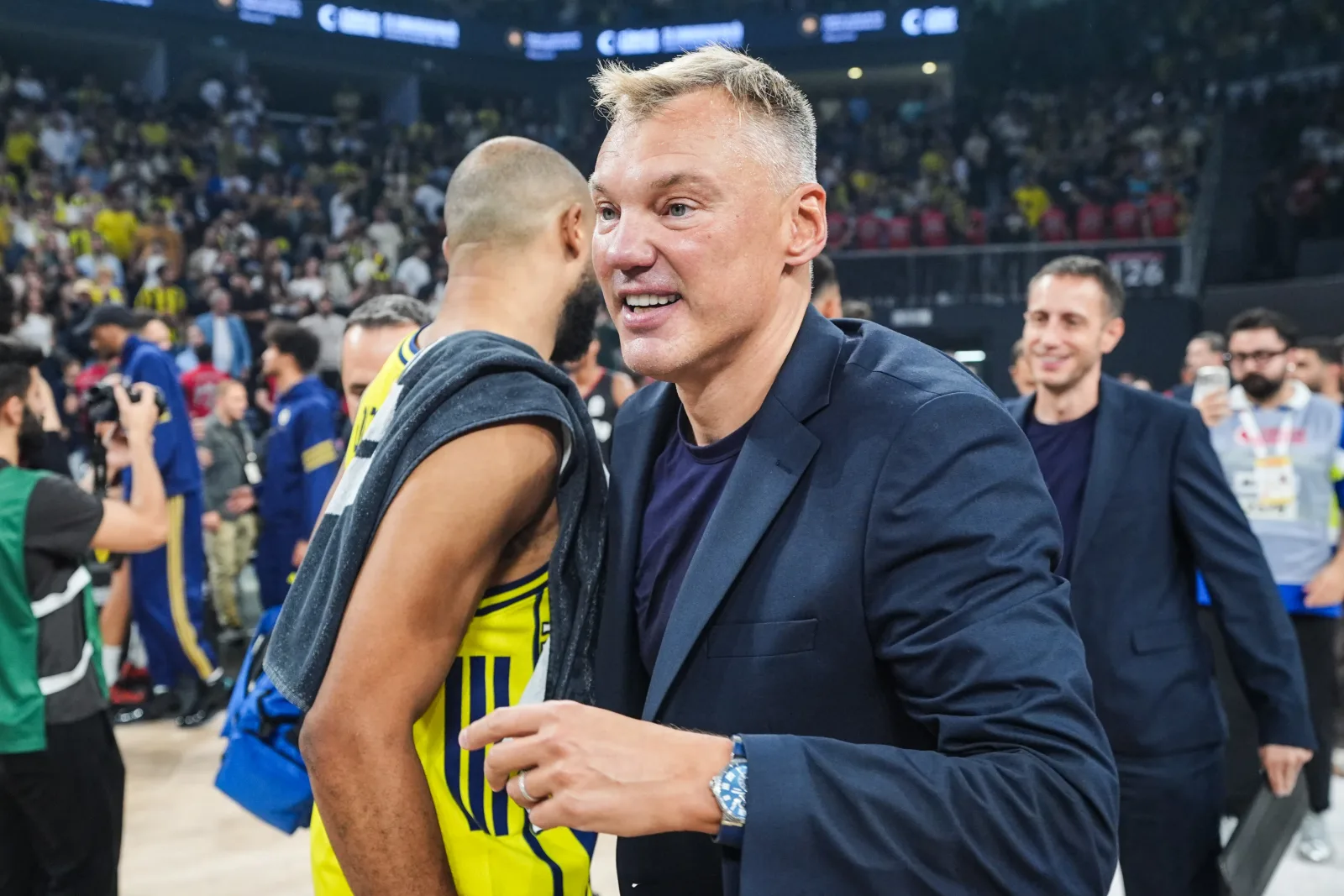 Saras Jasikevicius: Fenerbahçe'nin savunması ve hücum ribaundları belirleyici oldu