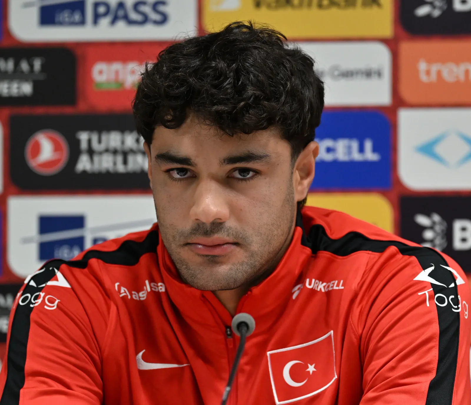 Ozan Kabak: İtalya karşısında iyi oyun ve skorla ayrılmak istiyoruz