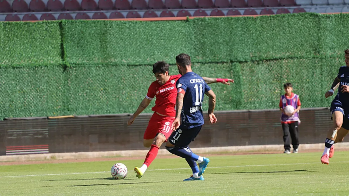 Antalyaspor, Boluspor’u 1-0 yenerek üst üste üçüncü galibiyetini aldı