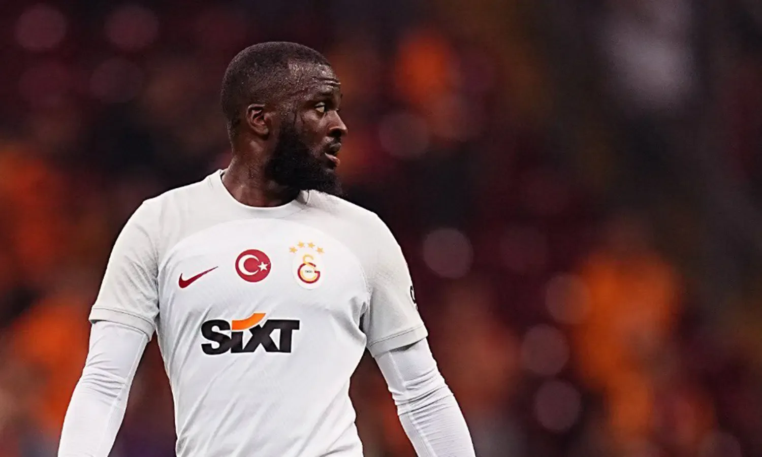 Bir dönem Galatasaray'da oynayan Ndombele son çareyi Rusya'da arıyor