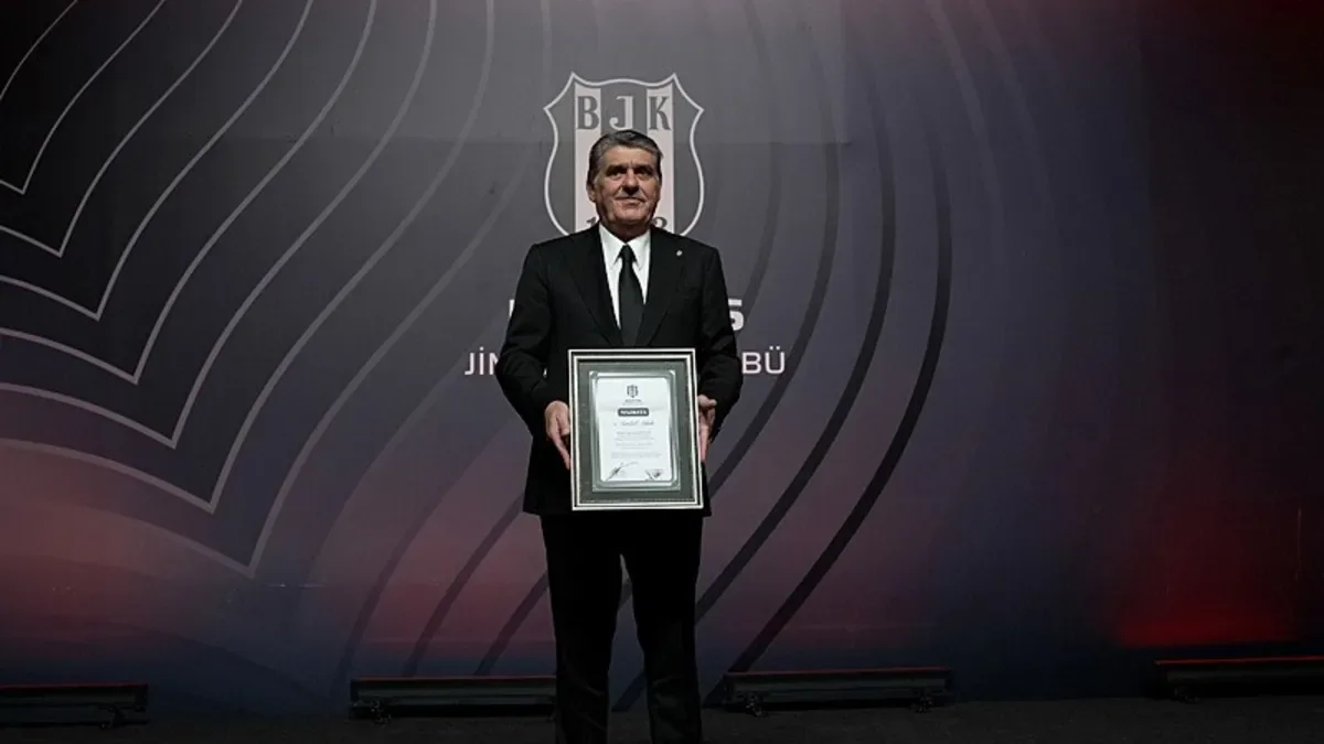 Serdal Adalı, Trabzonspor maçı öncesi hakemin konuşulmadığı bir karşılaşma diledi