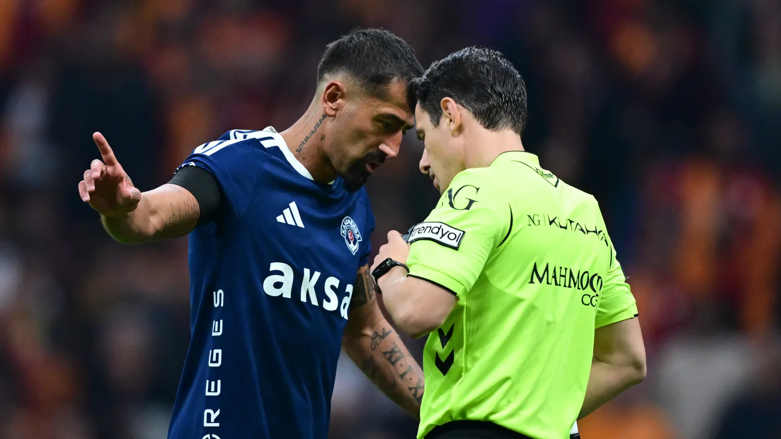 Kerem Demirbay, Galatasaray taraftarından özür diledi