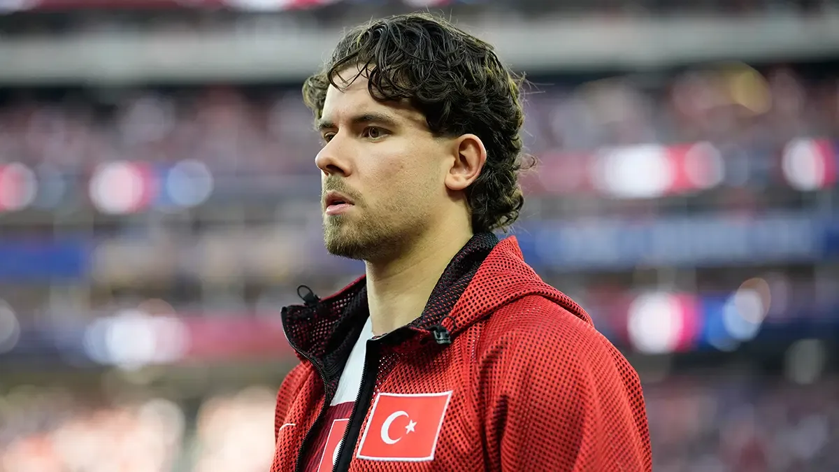 Fabian Hürzeler açıkladı: Ferdi Kadıoğlu Manchester City maçında oynayabilecek