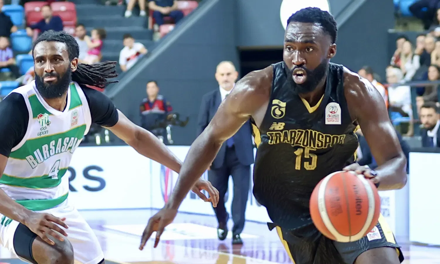 Trabzonspor, Bursaspor Basketbol’u 82-76 mağlup etti
