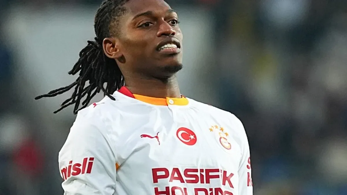 Rafael Leao dönüyor