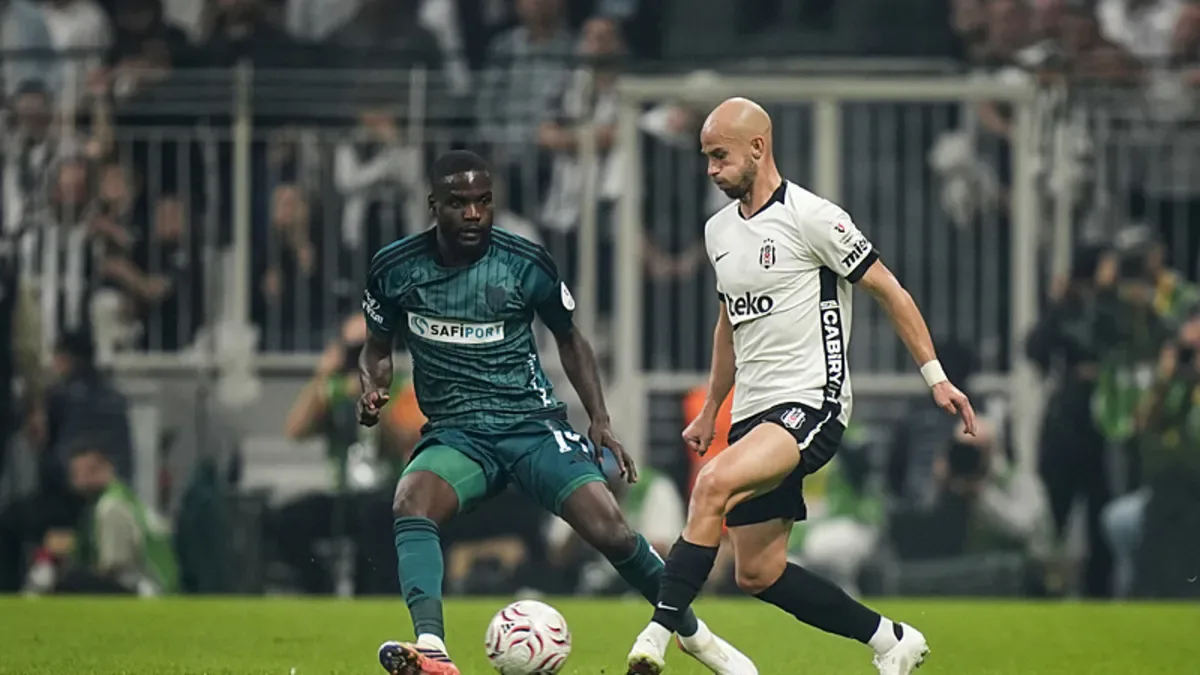 Vaclav Cerny, Orkun Kökçü’ye asist yaptıktan sonra sakatlandı