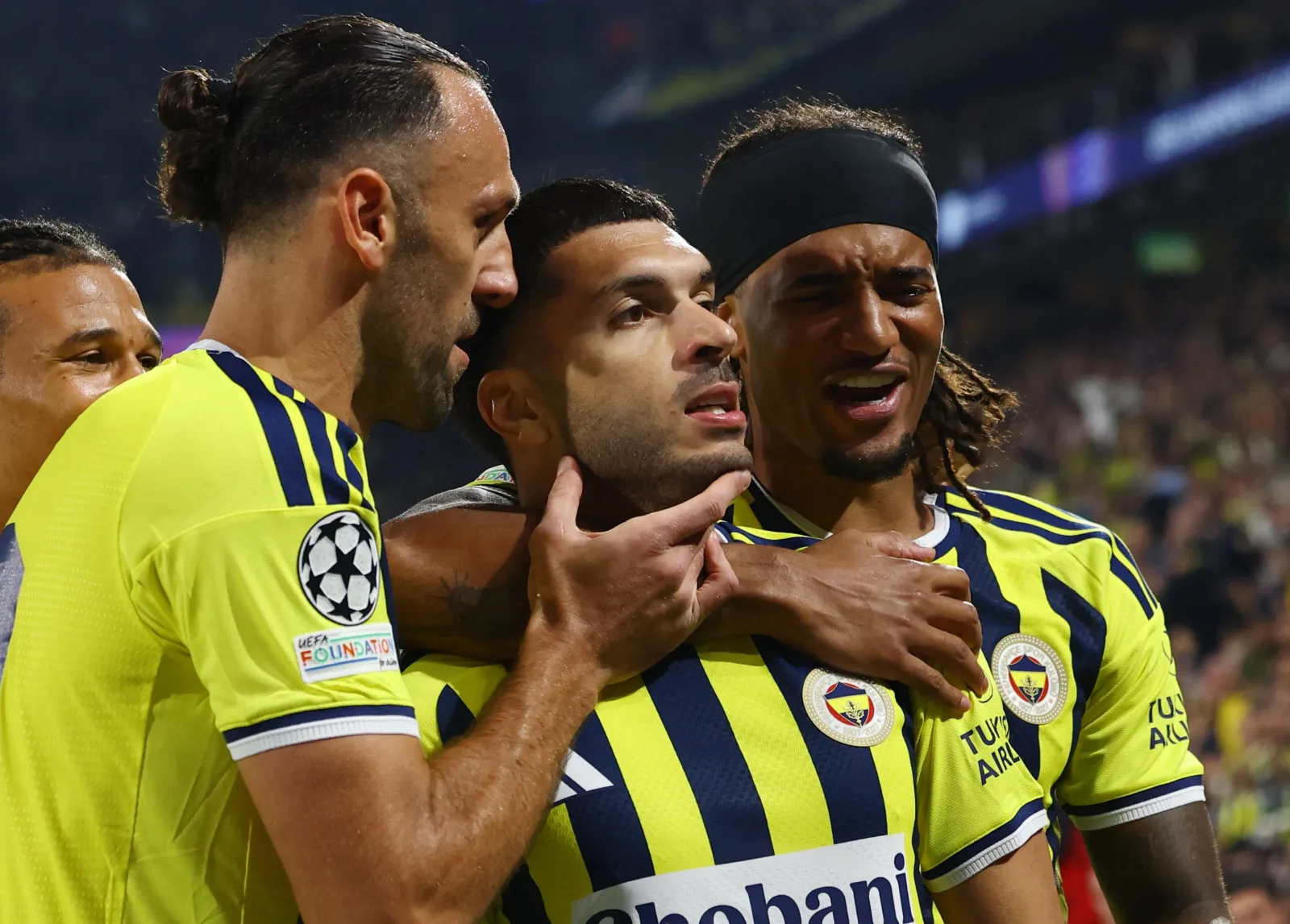 Oğuz Aydın Fenerbahçe tarihinin rekorunu kırdı