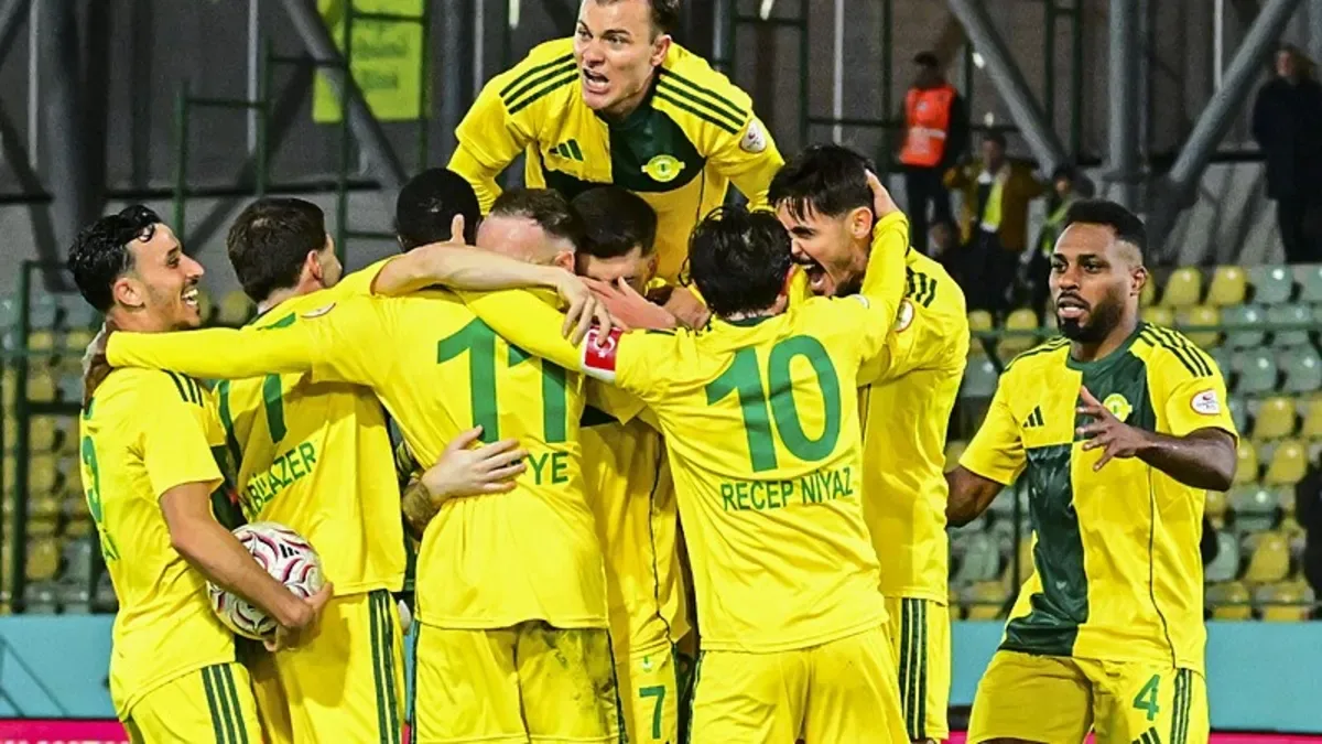 Esenler Erokspor geri döndü
