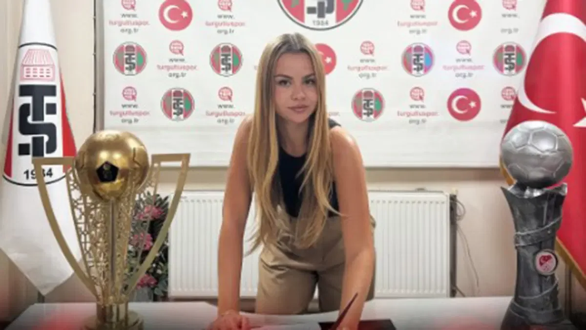 Turgutluspor, teknik direktörlük görevine Zeynep Mestan’ı getirdi