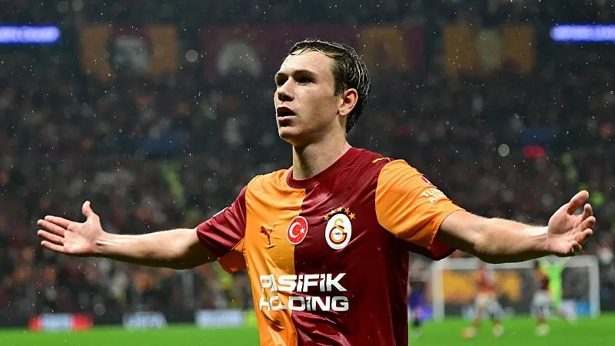 Galatasaray'ın yeni 'Mertens'i dev sahnede! Aleksey Batrakov büyülemeye devam ediyor