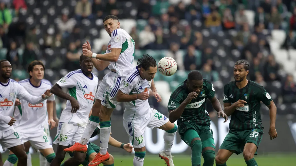 Kocaelispor ile Çaykur Rizespor yenişemedi!