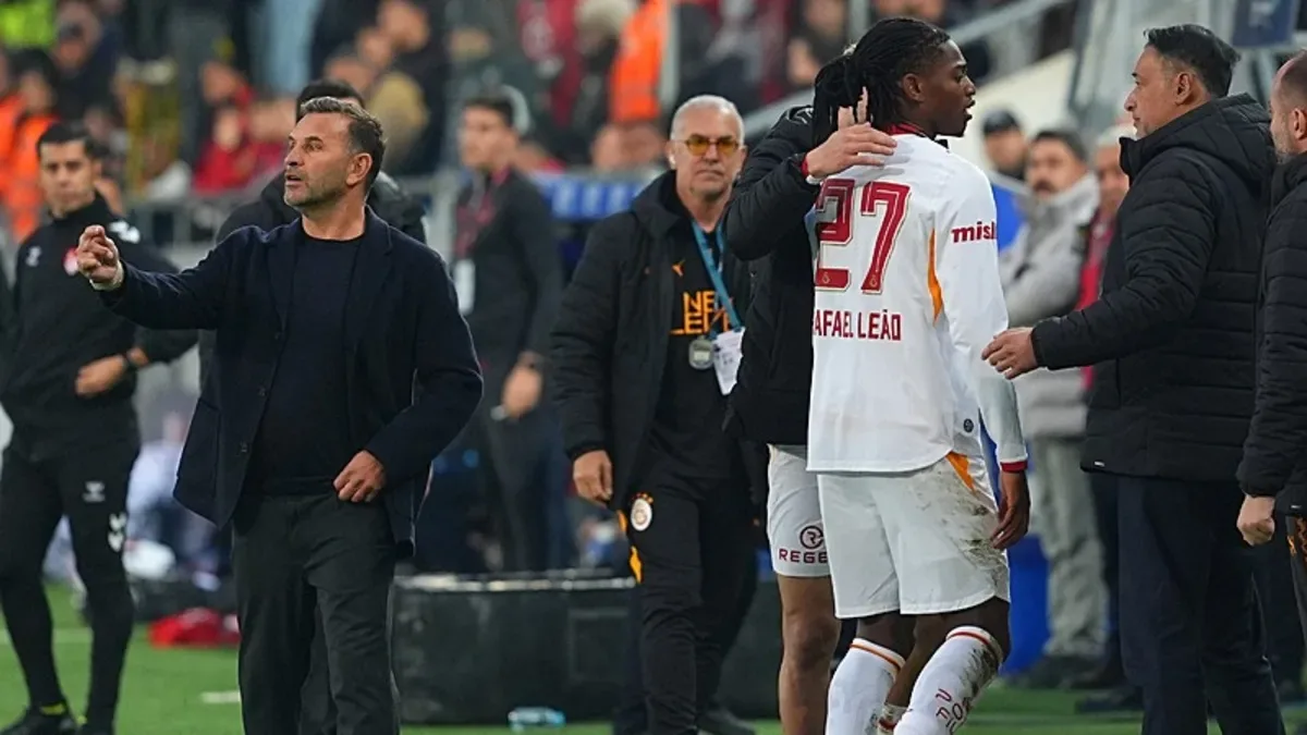 Leao 16 dakika oyunda kaldı