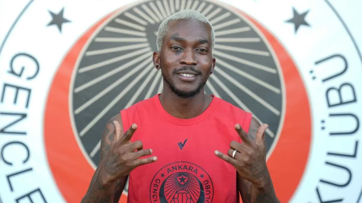 Bursaspor, Henry Onyekuru transferi için görüşmelerde ilerleme sağladı